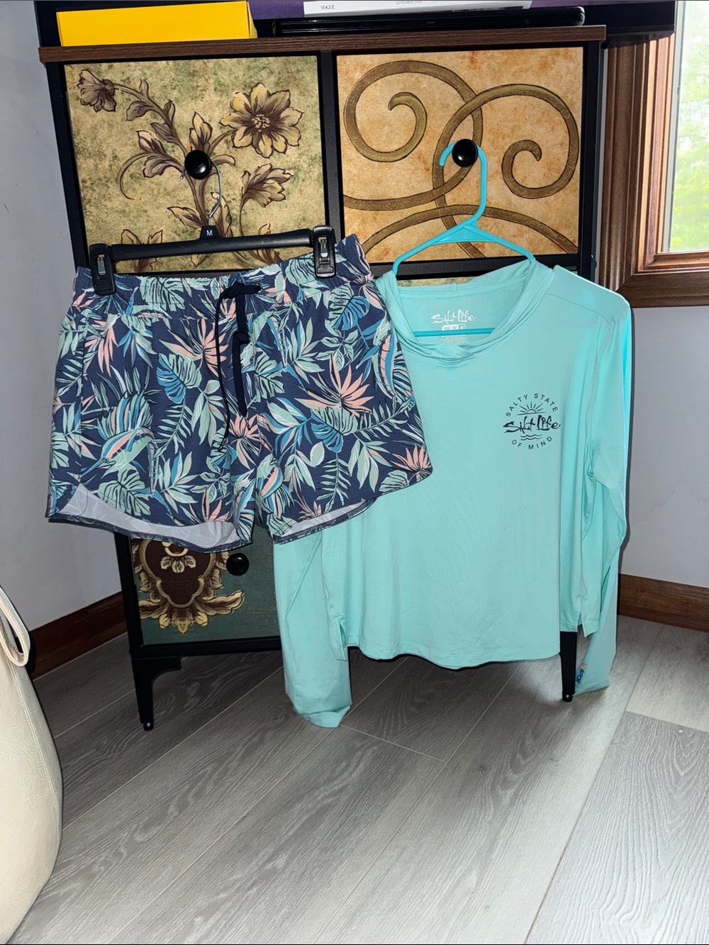 Salt Life Mint Long Sleeve Sun Shirt with Navy Tropical Print Shorts - Picture 1 of 15